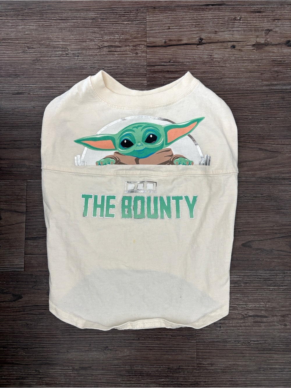DISNEY TAILS THE BOUNTY THE CHILD STAR WARS MANDALORIAN SPIRIT JERSEY SIZE LARGE